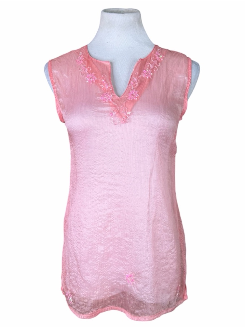 10/$25🦋 Luly K Light Pink Sheer Beaded Collar V-Neck Tank - Size Small